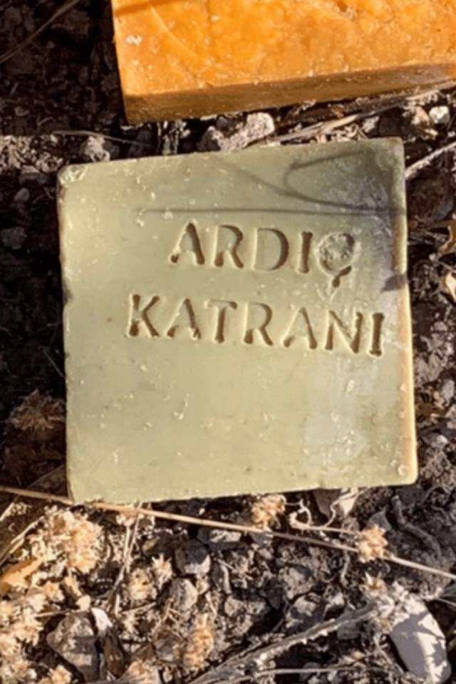 Ardıç Katranı Sabunu | Doğal & Bitkisel – Cilt ve Saç Bakımı